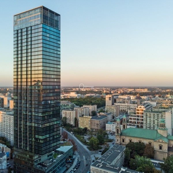 cosmopolitan w warszawie